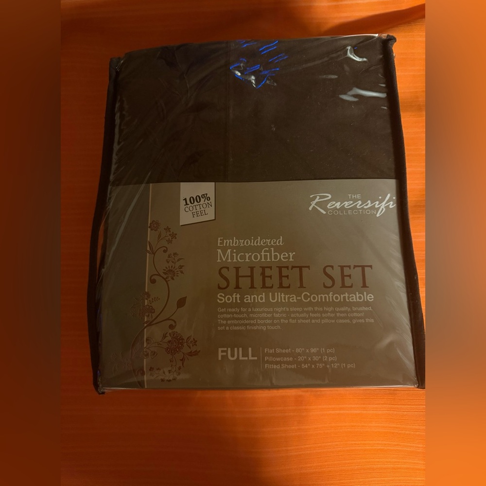 Embroidered Microfiber Full Sheet Set from the Reversifi Collection Brown New